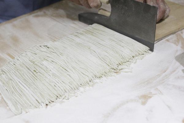 【HOHO#004 Report】新蕎麦の季節、「三合菴」店主・加藤さんをホストに蕎麦打ちワークショップが開催されました！