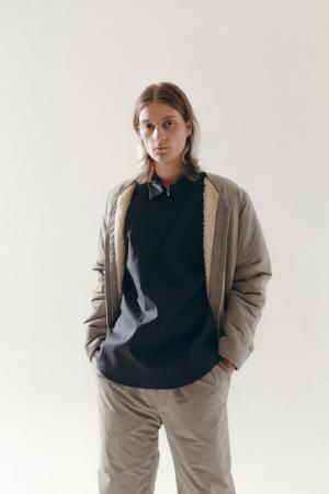 オープニングセレモニーでメイデンノアール×バンズとのコラボシューズを世界に先駆け発売