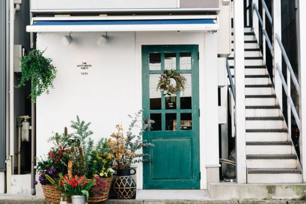 NYと東京をつなぐ千駄ヶ谷の新ショップ、THE LITTLE SHOP OF FLOWERS元店長の花屋VEINを併設