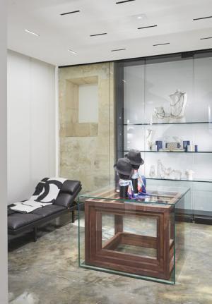 シャネルがパリの国家遺産の邸宅に期間限定ブティックをオープン