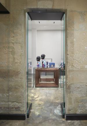 シャネルがパリの国家遺産の邸宅に期間限定ブティックをオープン