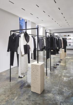 シャネルがパリの国家遺産の邸宅に期間限定ブティックをオープン