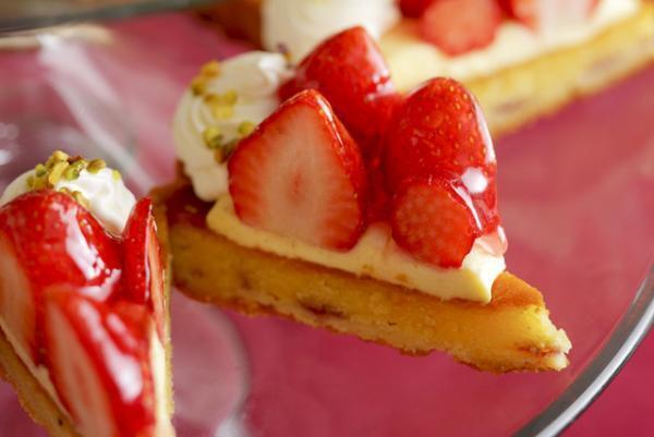 ホテルニューオータニ大阪で“いちご狩り”ビュッフェが今年も！丸かじり食べ比べやいちごサンド、ブリュレなど