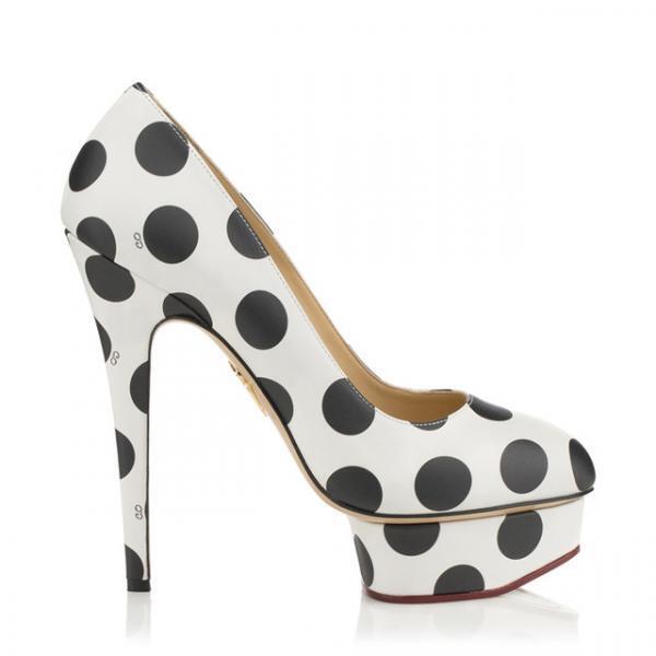 シャーロット オリンピアが新宿伊勢丹のウォールをジャック！新作コレクションをいち早く発売