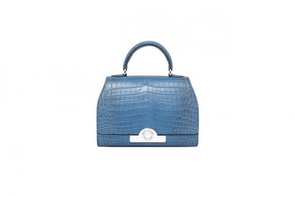 モワナがクリスマスアイテムを発売、オーナメントのようなバッグやスモールレザーグッズなど