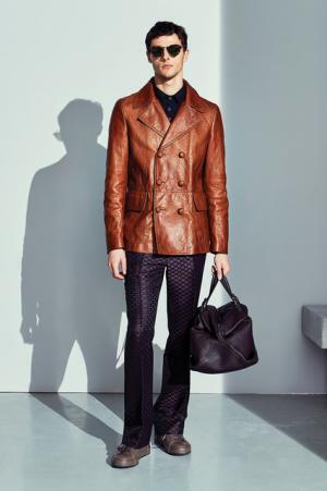 ボッテガ・ヴェネタから17年アーリーフォールコレクションが到着