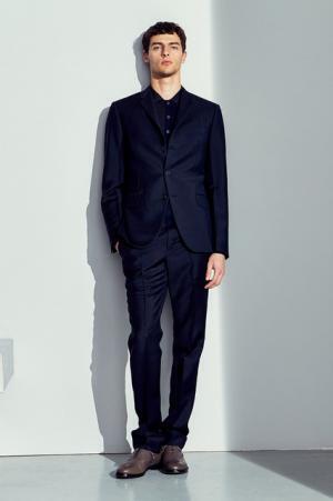 ボッテガ・ヴェネタから17年アーリーフォールコレクションが到着