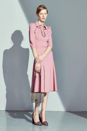 ボッテガ・ヴェネタから17年アーリーフォールコレクションが到着