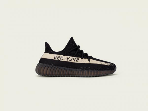 アディダス オリジナルス バイ カニエ・ウエスト「YEEZY BOOST 350 V2」新色はホワイトのライン