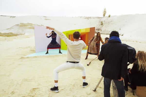 ステラ・ジャン×ユナイテッド カラーズ オブ ベネトン、特別なニットコレクションを発売