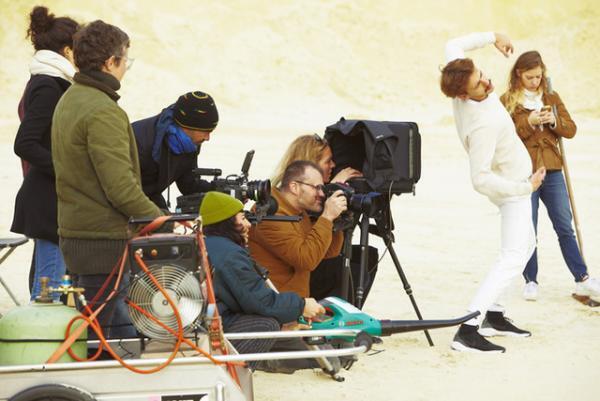 ステラ・ジャン×ユナイテッド カラーズ オブ ベネトン、特別なニットコレクションを発売