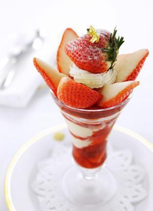 苺だらけの特別な2日間！資生堂パーラーから15品種の苺がそれぞれ主役になった15種のパフェ登場