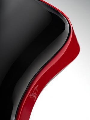 クリスチャン ルブタンがホリデーに贈るおとぎ話、物語に登場するシューズ＆バッグも発売に