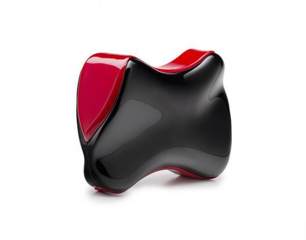 クリスチャン ルブタンがホリデーに贈るおとぎ話、物語に登場するシューズ＆バッグも発売に