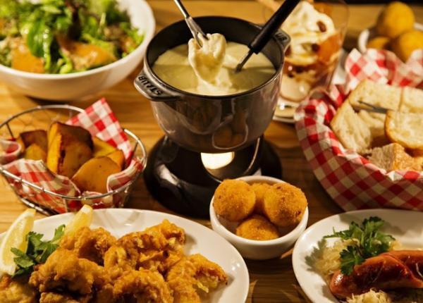 冬の贅沢食材を堪能、パンの器のチーズフォンデュなどアンダーズ 東京の季節限定メニュー