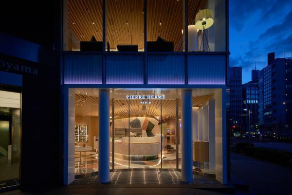 ピエール・エルメ・パリ 青山がリニューアルオープン、“Heaven”で作りたてのデセールを召し上がれ