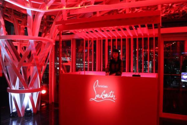 クリスチャン ルブタンのメンズブティックが銀座にオープン