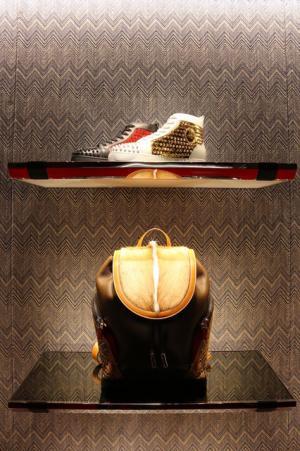 クリスチャン ルブタンのメンズブティックが銀座にオープン