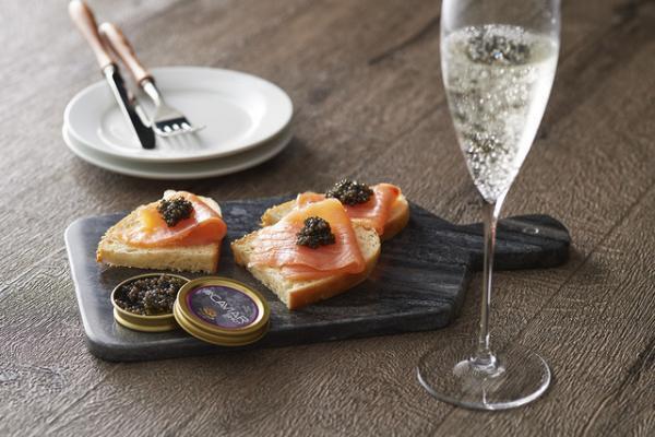 手軽なホームパーティレシピのアイデアに「パン×お惣菜」という新提案！クリスマスの食卓を美味しく、華やかに