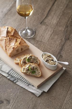 手軽なホームパーティレシピのアイデアに「パン×お惣菜」という新提案！クリスマスの食卓を美味しく、華やかに