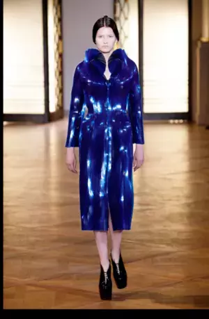 レディー・ガガ着用のイリス ヴァン ヘルぺンとのコラボ、ユナイテッド ヌードのデザインプロジェクト