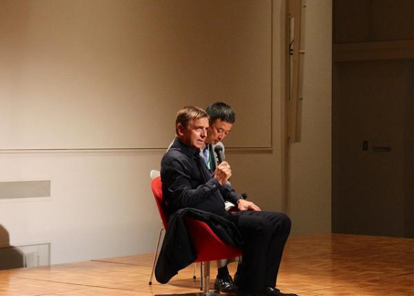 アンドレアス・グルスキーの巨大写真展。国立新美術館でスタート