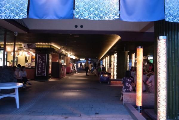 京都・嵐山駅が幻想的にリニューアル、デザインは森田恭通