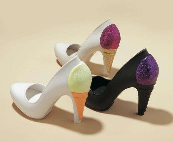 カール・ラガーフェルド×メリッサのコラボシューズデビュー。新宿伊勢丹で先行販売