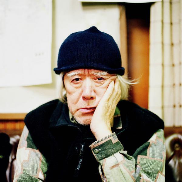 ギンザやスイッチで活躍する写真家・小浪次郎8年間の集大成『父を見る』が今秋出版