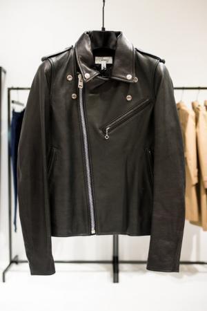 HYKEポップアップショップがオープン。伊勢丹新宿店限定アイテムが人気