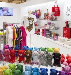 世界を目指すコントロールベア、原宿に初ショップオープン、ノゾミイシグロともコラボ