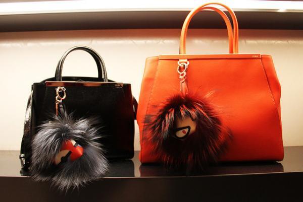 フェンディから新キャラ誕生。「バッグバグズ」コレクション日本先行発売