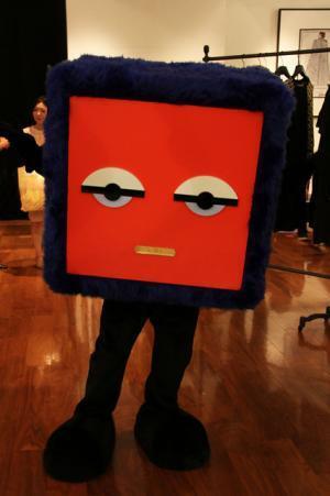 フェンディから新キャラ誕生。「バッグバグズ」コレクション日本先行発売