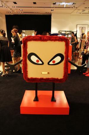 フェンディから新キャラ誕生。「バッグバグズ」コレクション日本先行発売