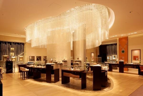 ブルガリ銀座タワー1階がリニューアル。新コレクションも登場