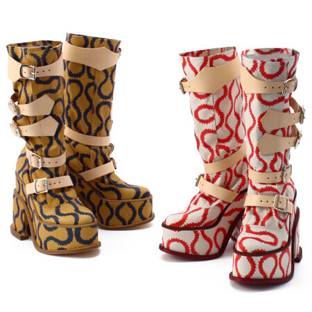 ヴィヴィアン・ウエストウッド、心斎橋店移転。限定ブーツ発売