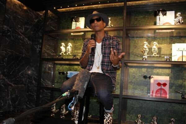 モンクレール ファレル ウィリアムスとコラボサングラス発売 13年9月27日 ウーマンエキサイト