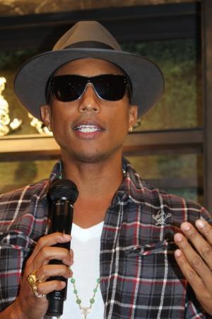 モンクレール、ファレル・ウィリアムスとコラボサングラス発売