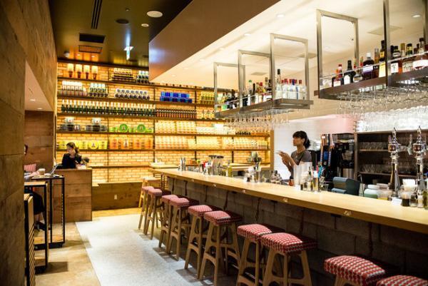 大手町オーテモリのHUGE新スパニッシュはエルブジ仕込みの魚介食堂