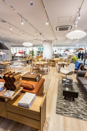 プレミアヨコハマに、nendo×大塚家具「エディションブルー」がオープン