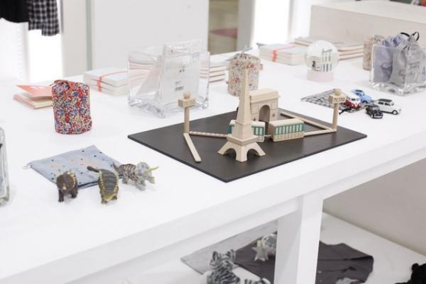 パリの子供服ボンポワンのポップアップショップが伊勢丹にオープン。ノエルコレクション先行登場