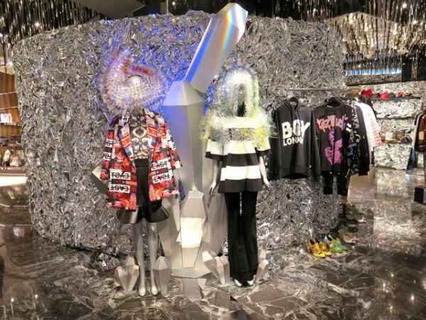 FAKE TOKYOと伊勢丹コラボショップオープン