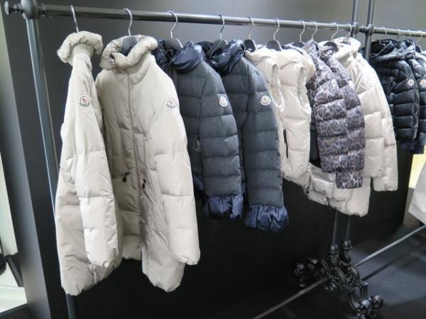 子供用モンクレール、新宿伊勢丹にフィーチャーショップ。ベビーから12歳まで