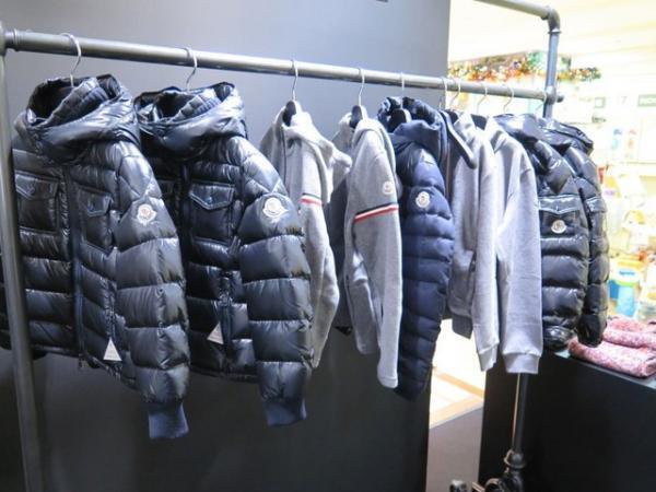 子供用モンクレール、新宿伊勢丹にフィーチャーショップ。ベビーから12歳まで