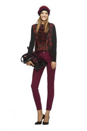 バナナリパブリック、ローレン・スコットと初コラボ。50点で華やかなホリデーシーズン