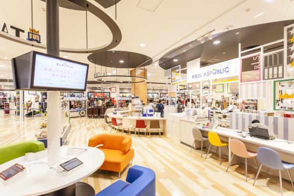 「イオンモール幕張新都心」大公開3/5。ファミリーモールは特撮から仕事体験まで家族向けテーマパーク