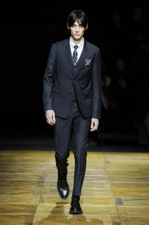 ディオールオムは、ムッシュのラッキーチャームで彩る紳士クチュール【14-15AWメンズ】