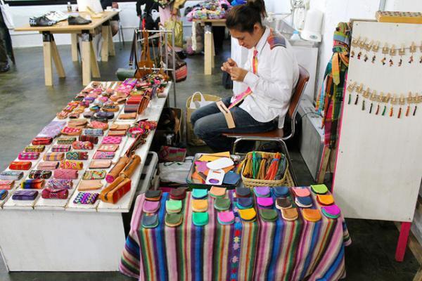 【ファッション・メイカーズvol.1後】coromozaの展示会WORKSに集まったスモールバッチ志向のブランド