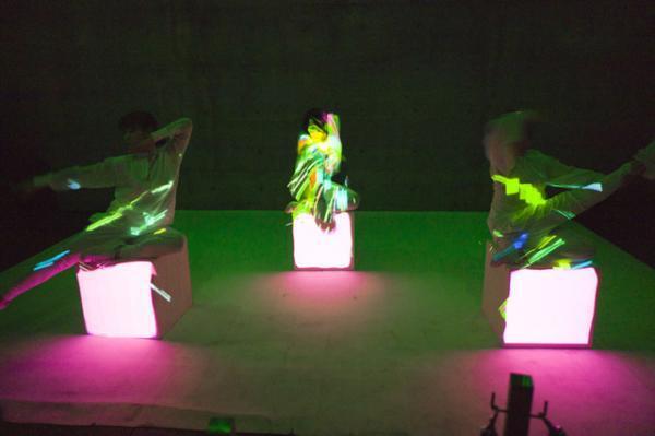 ライゾマティクス真鍋大度が演出、アディダススタンスミス復刻パーティー