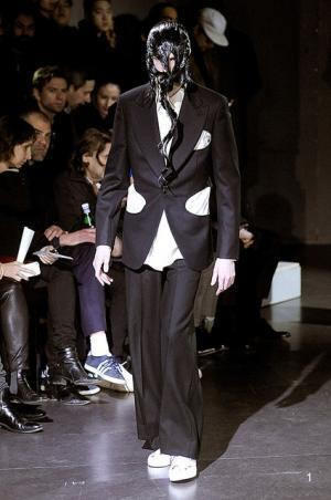 穴で作る聖なるジャケット。コムデギャルソン・オムプリュス【14-15AWメンズ】